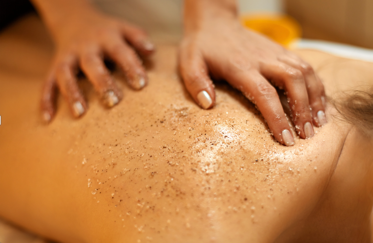 BABOR Illuminating Back Scrub | $90